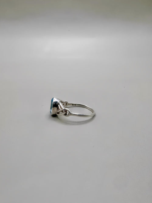 BLUE TOPAZ OVAL RING