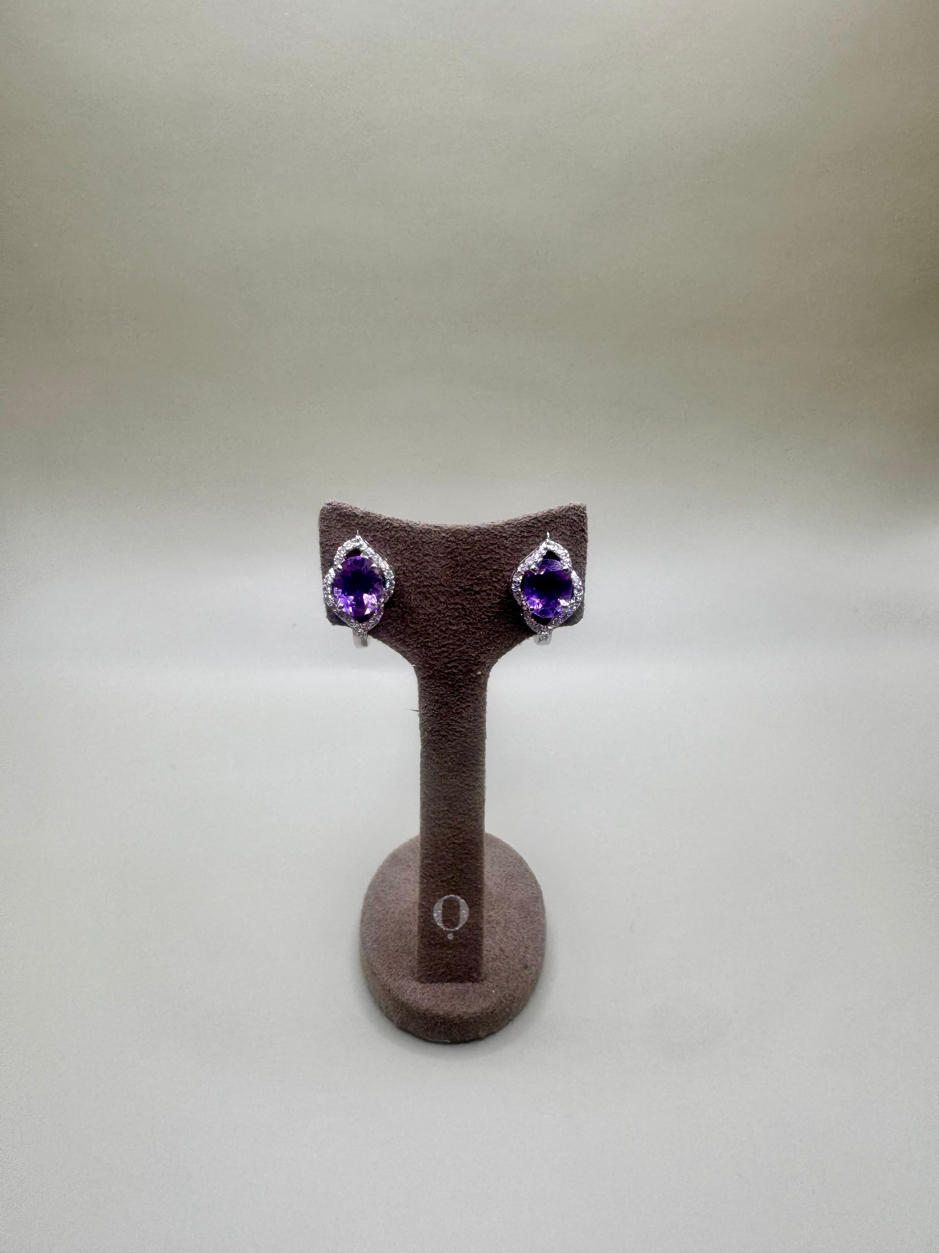 AMETHYST AND CLEAR QUARTZ SET