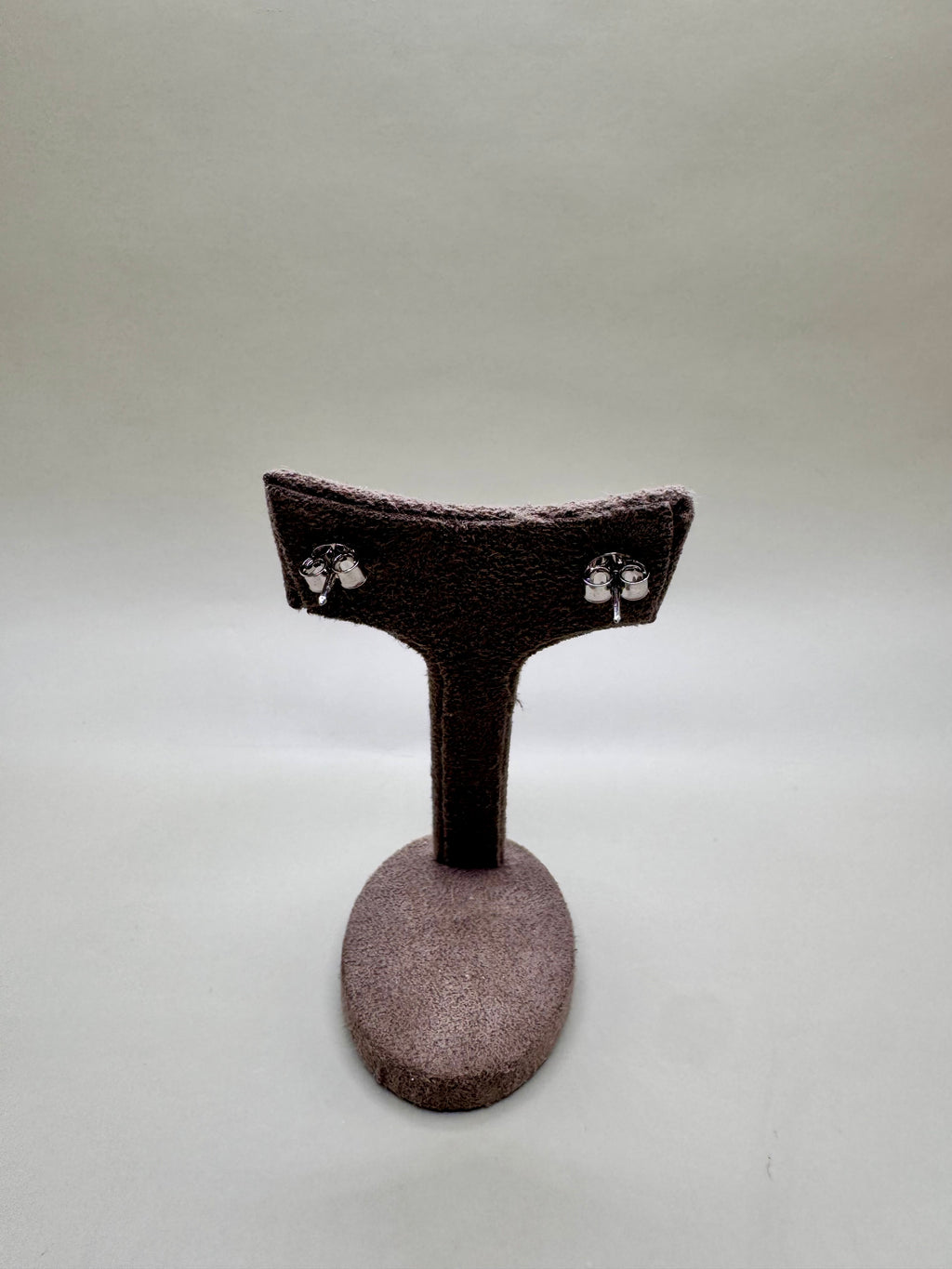 GARNET FLOWER EARRINGS