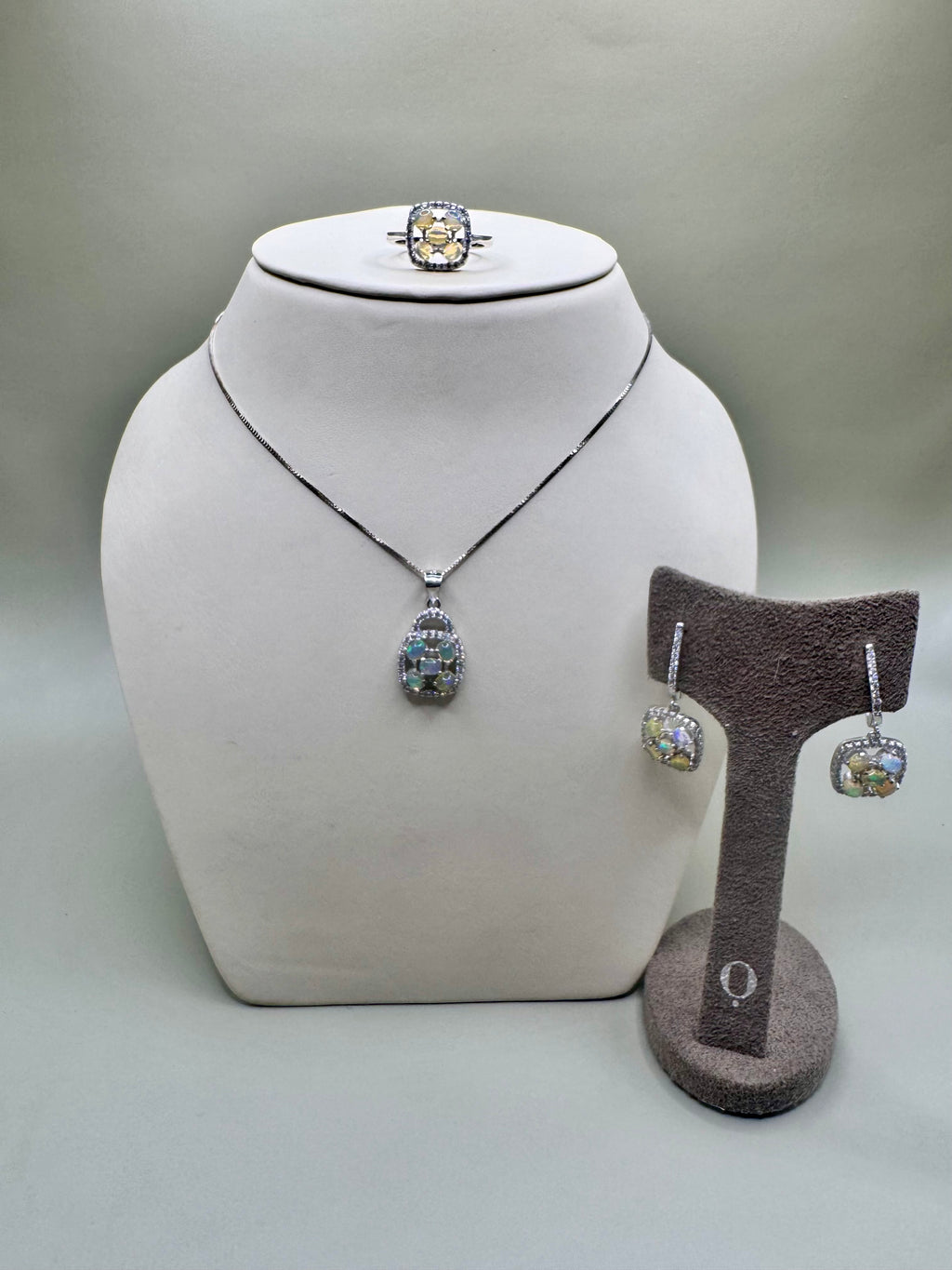 FIRE OPAL AND BLUE SAPPHIRE SET